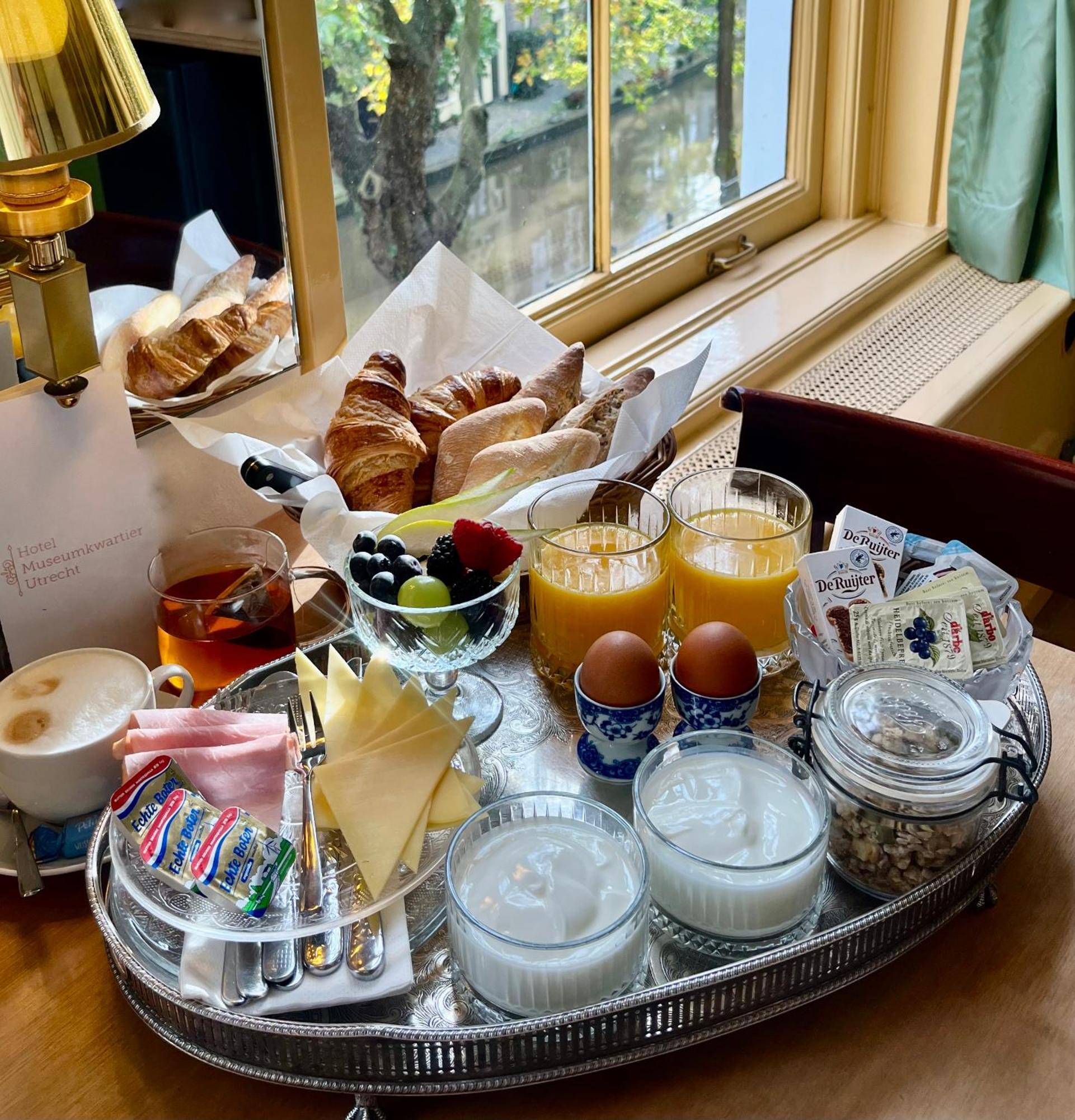 Boutique Hotel Museumkwartier Утрехт Экстерьер фото