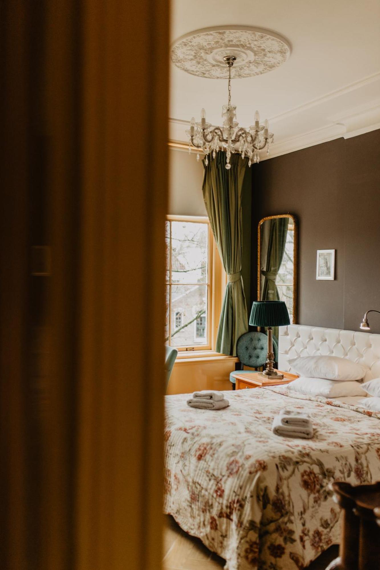 Boutique Hotel Museumkwartier Утрехт Экстерьер фото